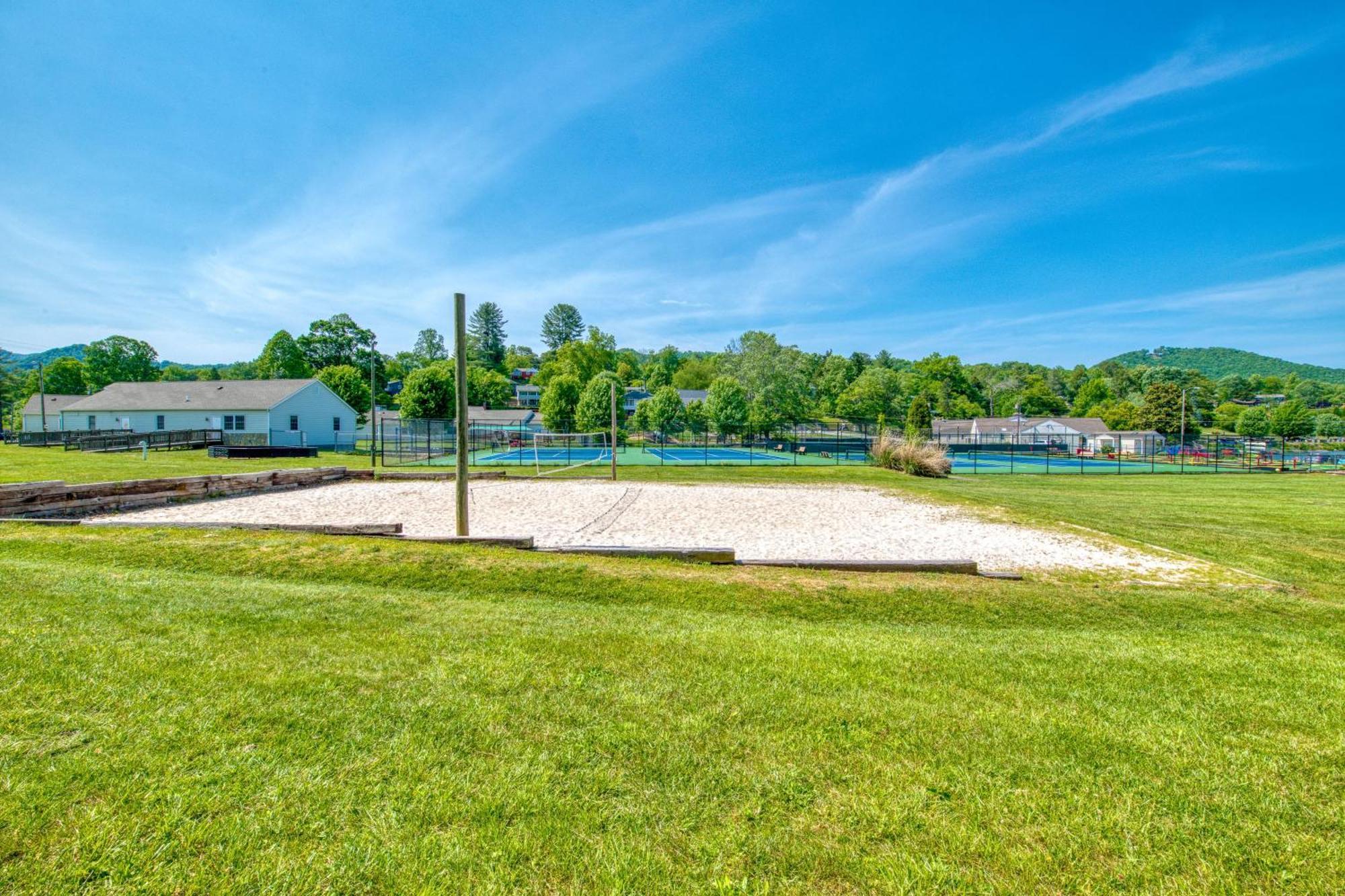 Campground Apts Lake Junaluska Chambre photo